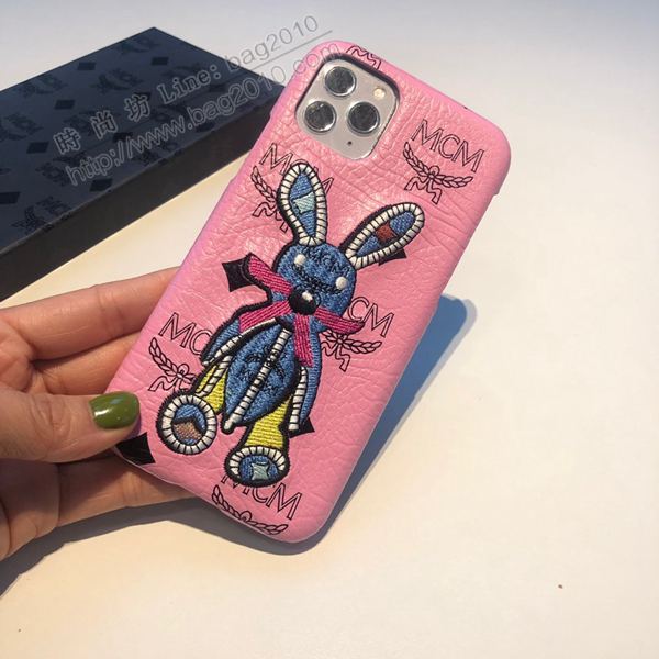 MCM兔子刺繡手機殼 官方同步 高品質 MCM蘋果手機套  mmk1102